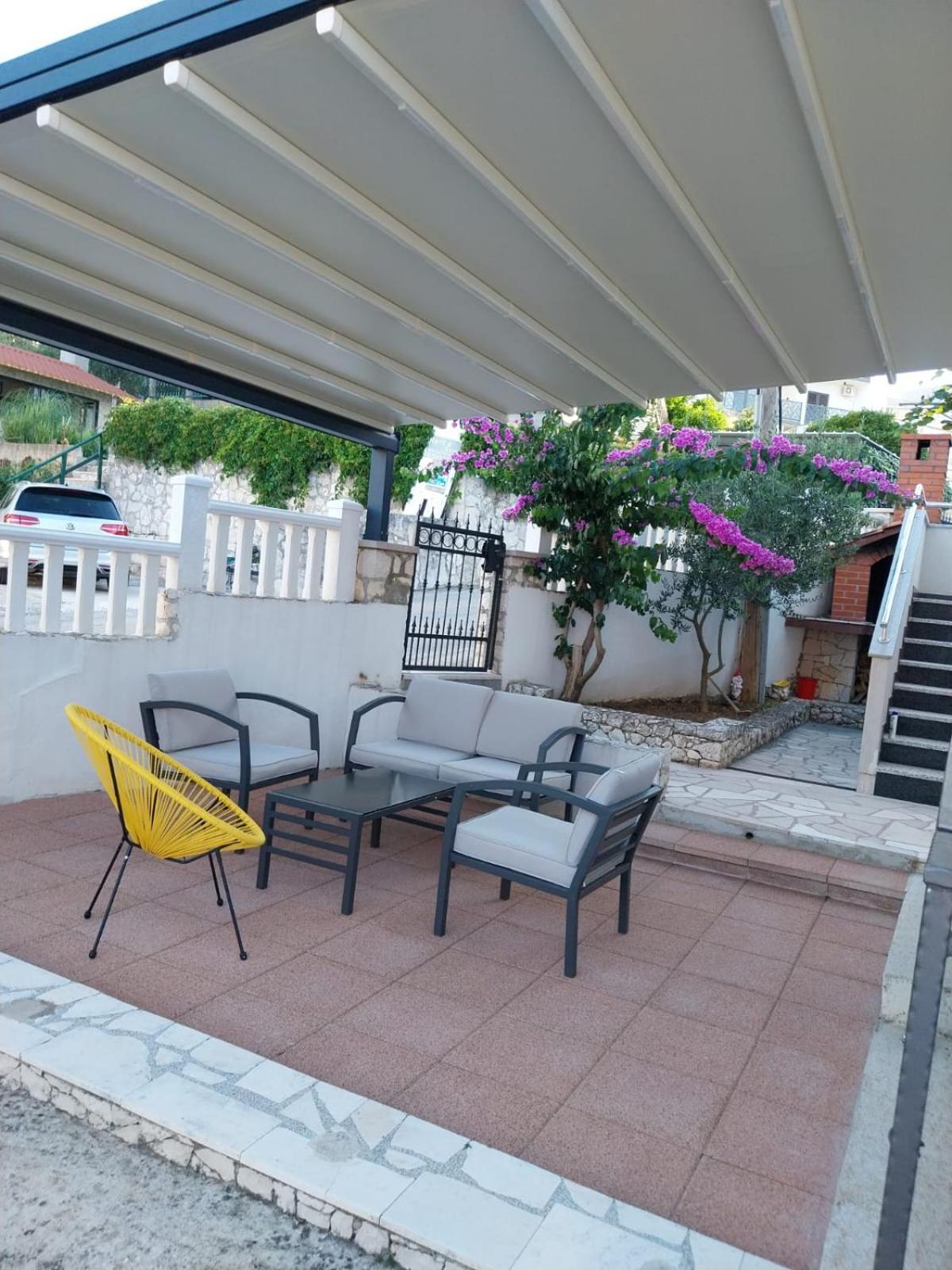 Apartment Miletic Trogir Luaran gambar