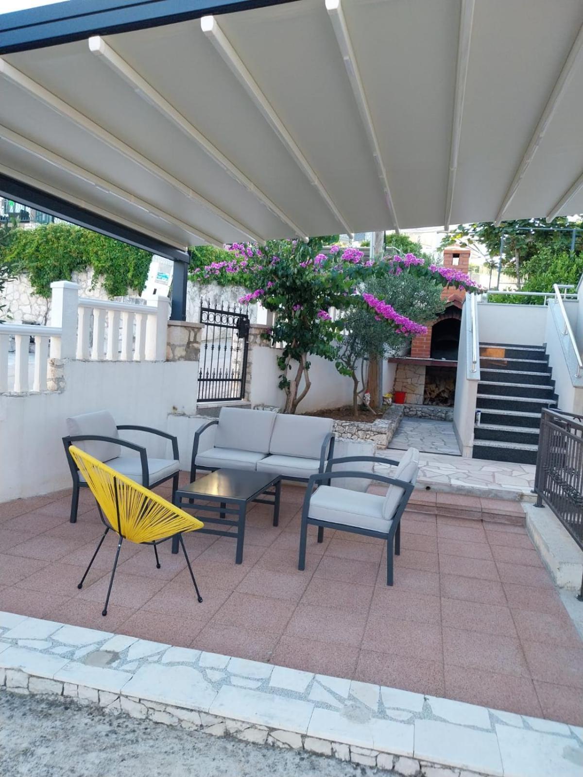Apartment Miletic Trogir Luaran gambar