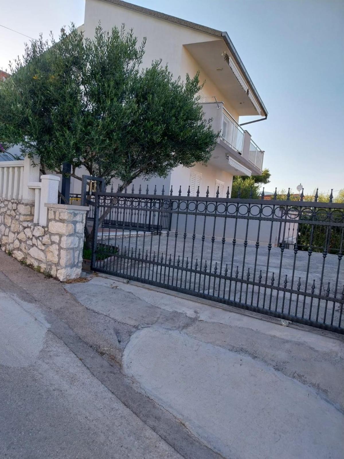 Apartment Miletic Trogir Luaran gambar